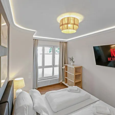 Flatista Homes - Leon