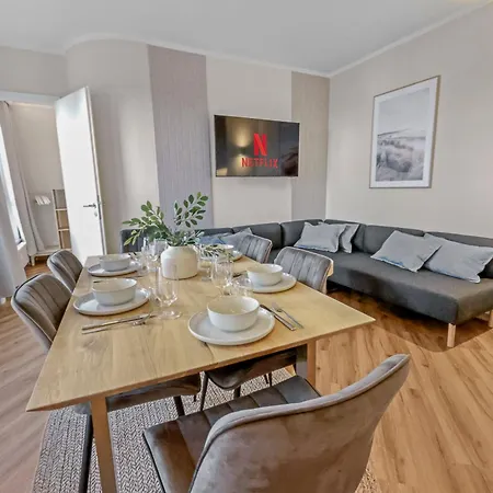 Flatista Homes - Leon Apartman *